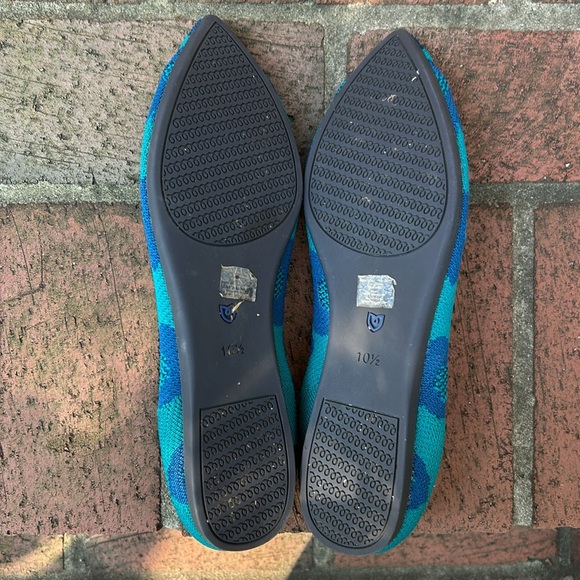 Rothy’s point deep water poppy - Picture 2 of 5